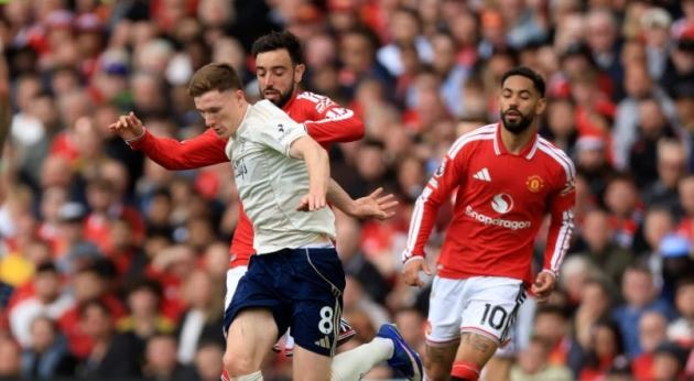 Bruno Fernandes công khai lôi kéo Elliot Anderson về Man Utd sau màn trình diễn điểm 9.2