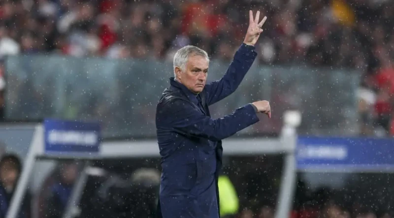 Mourinho và thiết quân luật tại Real Madrid: Mbappe hay Vinicius không là ngoại lệ