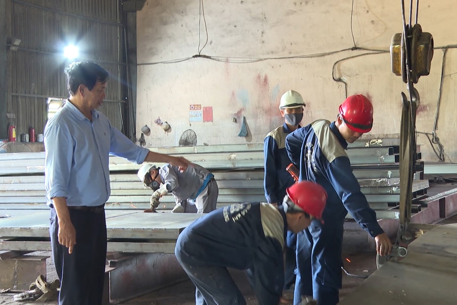 Phát triển đảng viên trong doanh nghiệp tư nhân