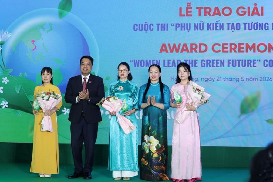Hội Liên hiệp Phụ nữ xã Núi Thành đoạt giải Khuyến khích cuộc thi “Phụ nữ kiến tạo tương lai xanh”