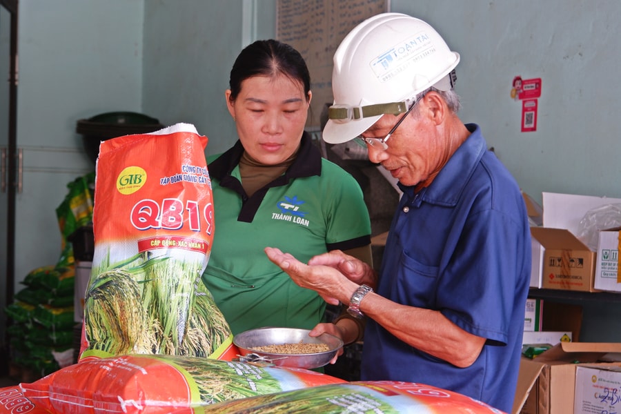 Những nữ nông dân tốt bụng