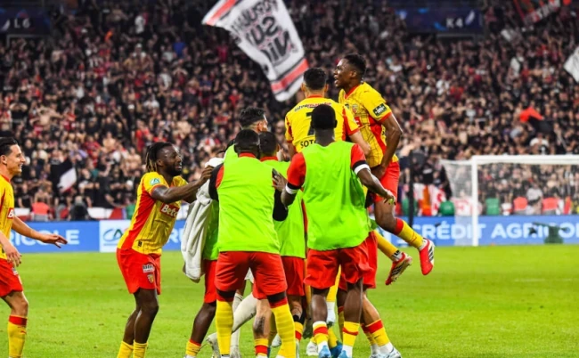 Florian Thauvin rực sáng giúp Lens hạ Nice 3-1, lần đầu vô địch Cúp Quốc gia Pháp