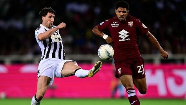 Juventus đánh mất vé Champions League sau trận hòa kịch tính trước Torino