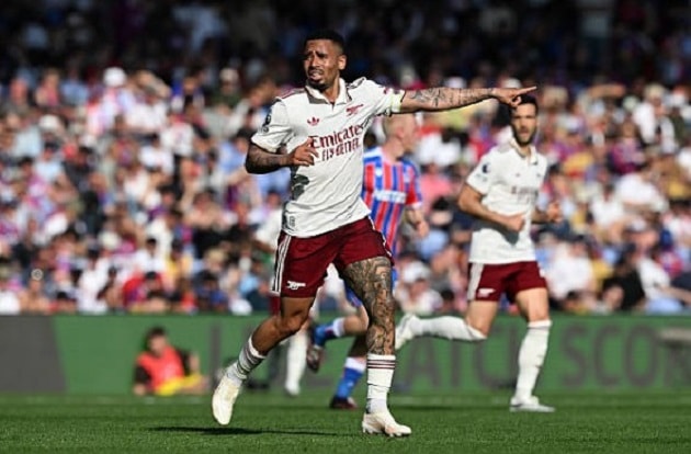 Arsenal và bài toán Gabriel Jesus: Khi nhà vô địch cần sự lạnh lùng trên thị trường