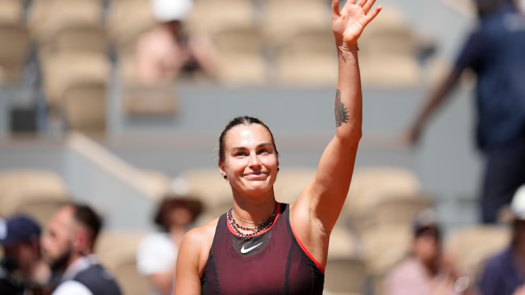 Sabalenka đeo trang sức 2,7 tỷ đồng tại Roland Garros: Khi đẳng cấp đi cùng xa xỉ