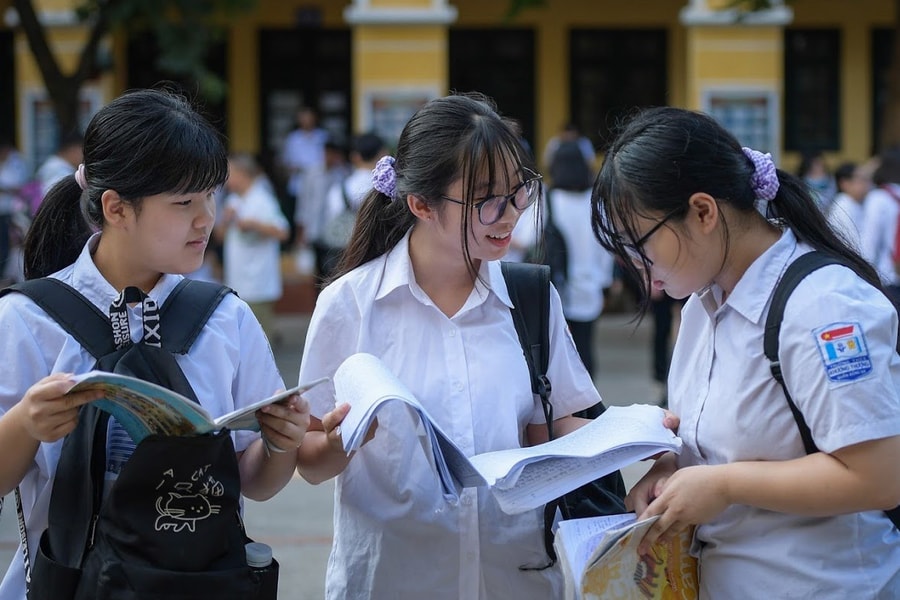 Đề thi và đáp án môn Tiếng Anh vào lớp 10 của Thái Nguyên năm 2026