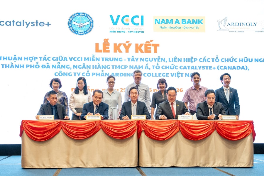 Thúc đẩy chuyển đổi xanh và phát triển bền vững cho doanh nghiệp miền Trung - Tây Nguyên