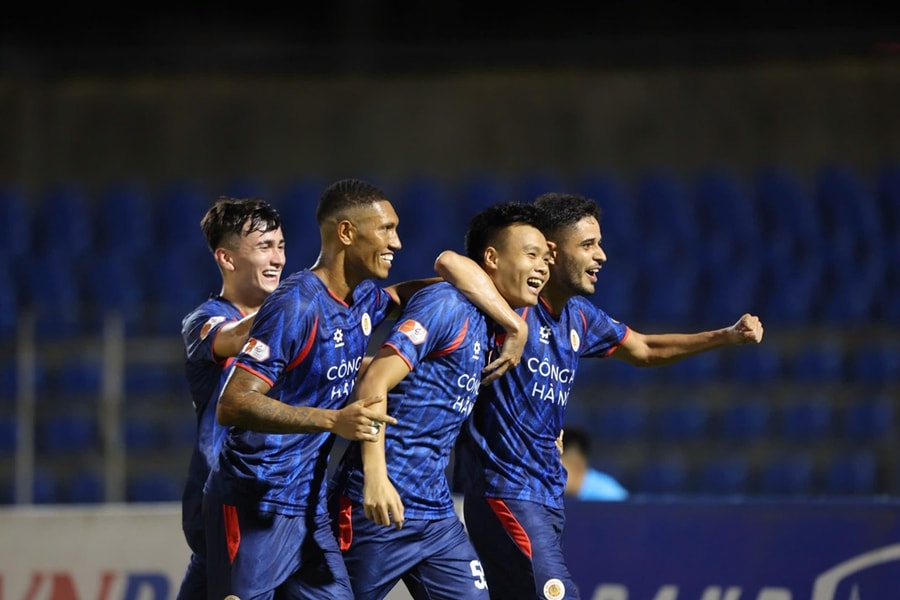 CLB Công an Hà Nội đụng độ Adelaide United và vinh quang của sao trẻ Việt kiều tại Áo