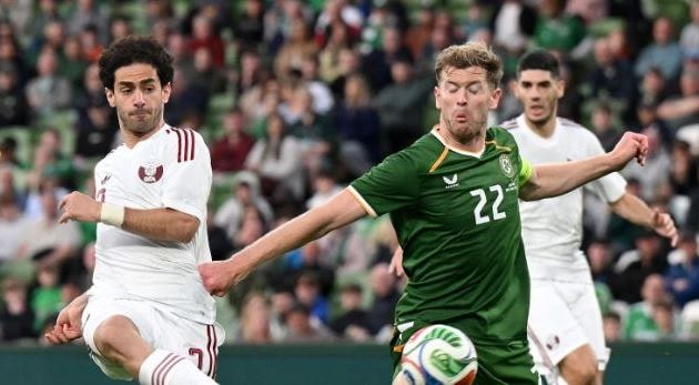 Ireland hạ Qatar 1-0: Nathan Collins lập công trong trận cầu rực lửa có 2 thẻ đỏ
