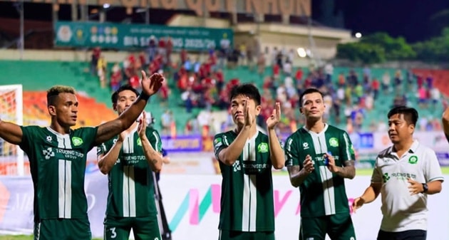 Lương Xuân Trường nổ súng đưa Đồng Nai vô địch hạng Nhất và thăng hạng V-League