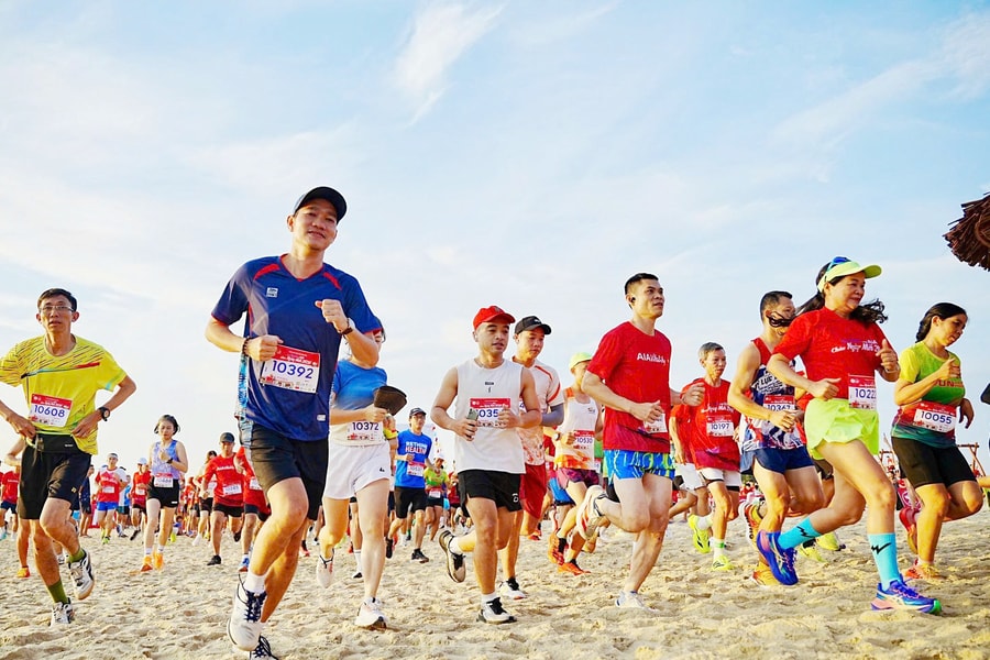 Sôi nổi giải chạy "Tam Thanh cùng AIA chào ngày mới 2026"