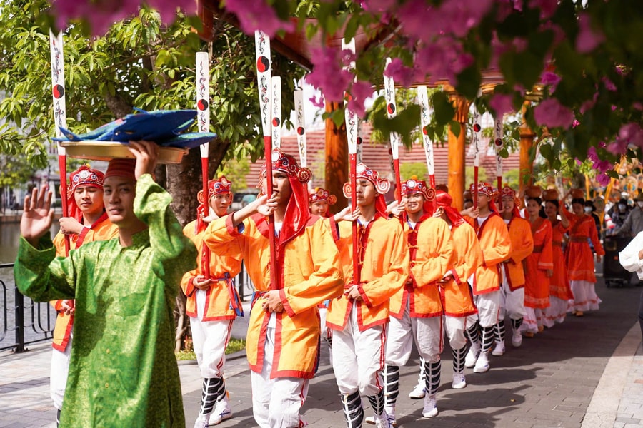 Khi bả trạo hòa nhịp đương đại