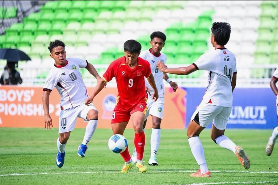 Báo Indonesia ngợi khen màn trình diễn của U19 Việt Nam và hat-trick của Công Hậu