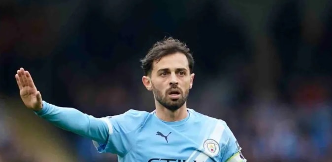 Vì sao Barcelona ưu tiên chiêu mộ Bernardo Silva dù dư thừa tiền vệ?