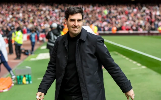 Andoni Iraola và triết lý pressing: Sứ mệnh tái sinh 'ngọn lửa' rực lửa tại Anfield
