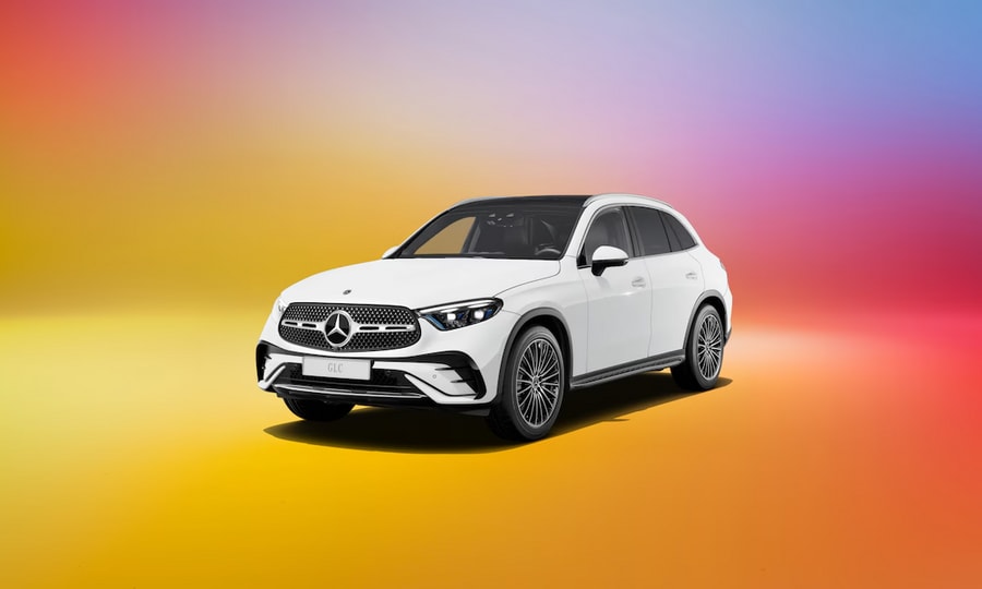 Mercedes-Benz GLC SUV thuần điện: Sạc siêu nhanh 22 phút, tầm vận hành 700 km