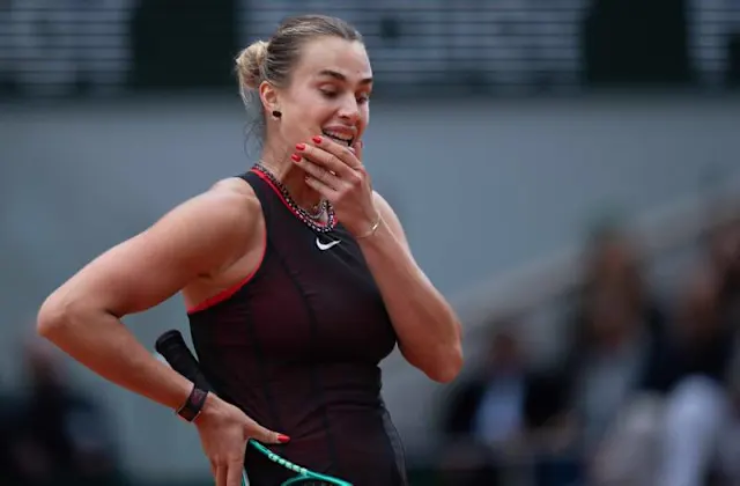 Sabalenka muốn giải nghệ sau thảm bại khó tin tại tứ kết Roland Garros 2026