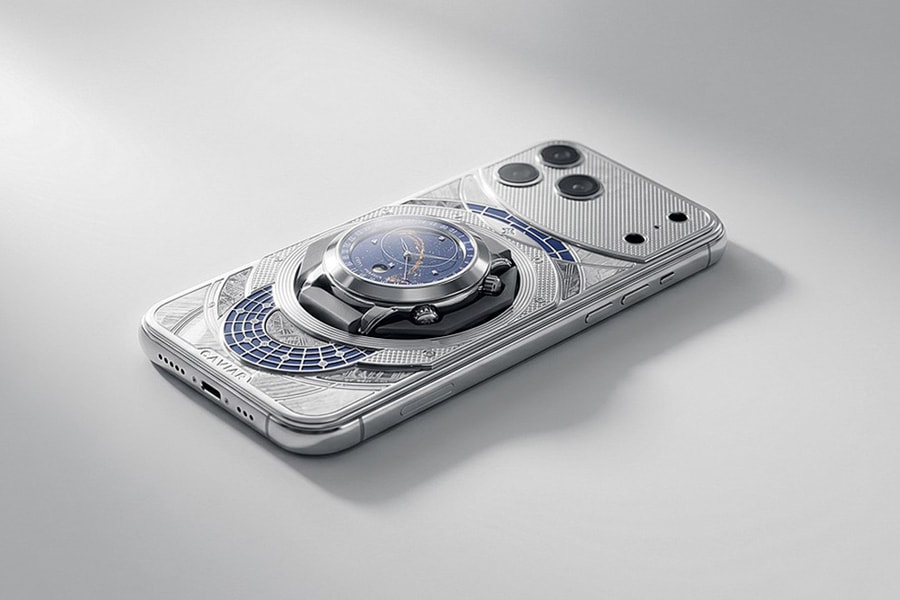 Caviar ra mắt iPhone 17 Pro Max bản Masters of Time tích hợp ngăn đựng đồng hồ Thụy Sĩ
