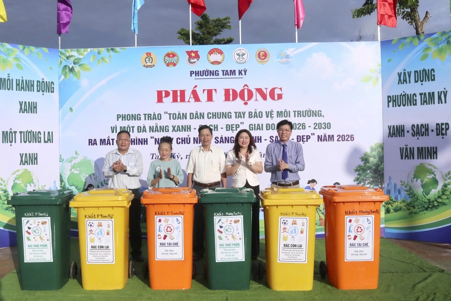 Tam Kỳ ra mắt mô hình “Ngày Chủ nhật sáng - xanh - sạch - đẹp”