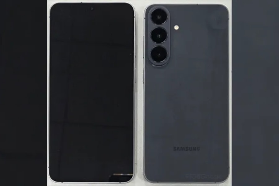 Samsung Galaxy S26 FE lộ ảnh thực tế: Thiết kế camera mới và chip Exynos 2500