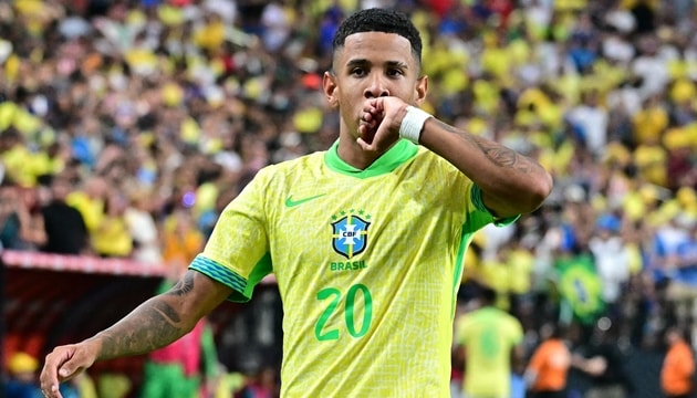 Tottenham áp sát thỏa thuận 50 triệu bảng cho Savinho từ Manchester City