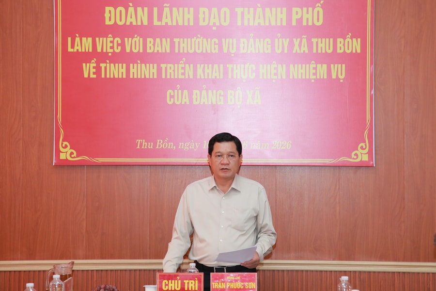 Phó Chủ tịch Thường trực HĐND thành phố Đà Nẵng Trần Phước Sơn làm việc với xã Thu Bồn