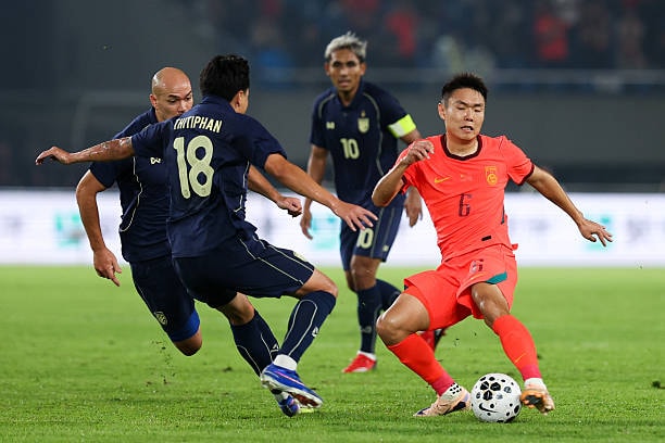 Thái Lan hòa Trung Quốc 0-0: Lối chơi bạc nhược báo động tham vọng vô địch