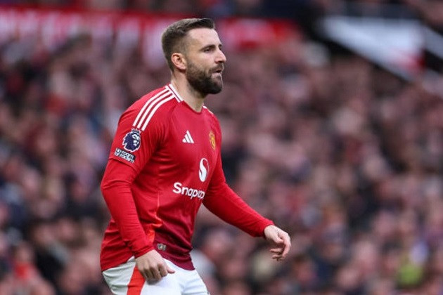 MU cân nhắc chiêu mộ Alvaro Carreras: Giải pháp chiến lược từ hiệu ứng Mourinho