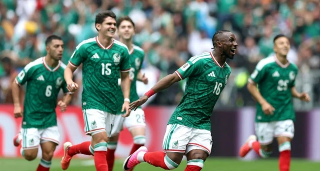 Mexico 2-0 Nam Phi: Mở màn World Cup 2026 kịch tính với "cơn mưa" thẻ đỏ
