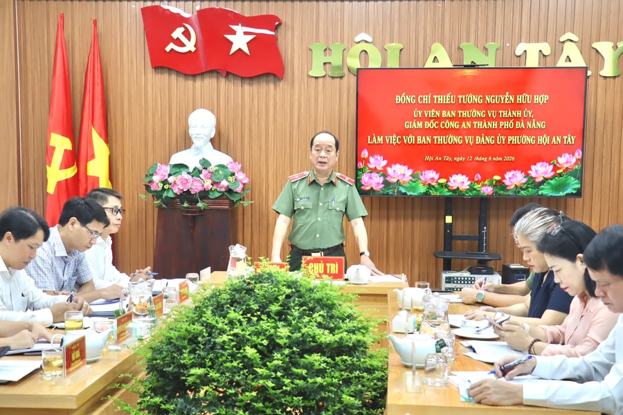 Giám đốc Công an thành phố làm việc với Ban Thường vụ Đảng ủy phường Hội An Tây