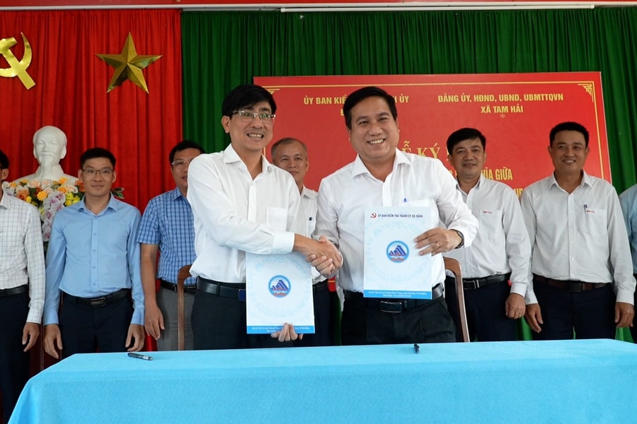 Ủy ban Kiểm tra Thành ủy Đà Nẵng và xã đảo Tam Hải ký kết chương trình kết nghĩa