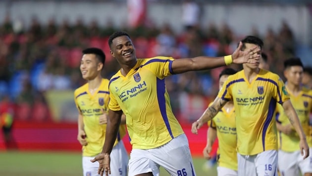 Bắc Ninh thăng hạng V-League kịch tính; Đội tuyển Việt Nam giữ vững vị trí Top 100 FIFA