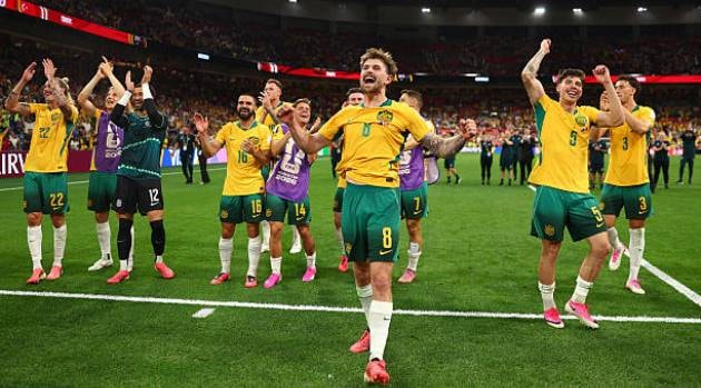 Australia tạo cơn địa chấn 2-0 trước Thổ Nhĩ Kỳ tại trận mở màn World Cup
