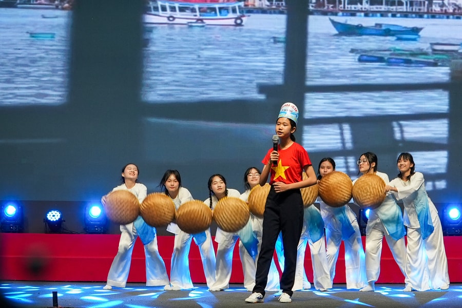 Sôi nổi cuộc thi “Em yêu biển, đảo quê hương”