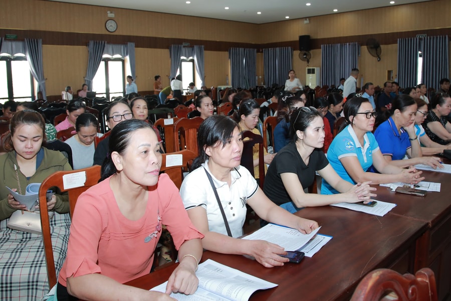 Tập huấn Luật Hợp tác xã 2023 và chính sách thuế cho gần 200 hộ kinh doanh phường An Khê