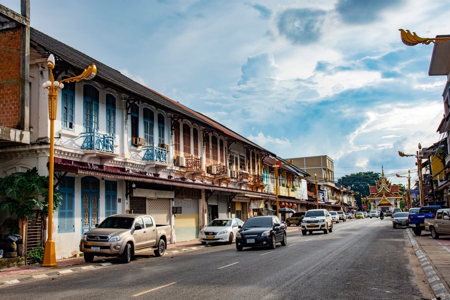 Tìm bóng Đông Dương qua những câu chuyện tình
