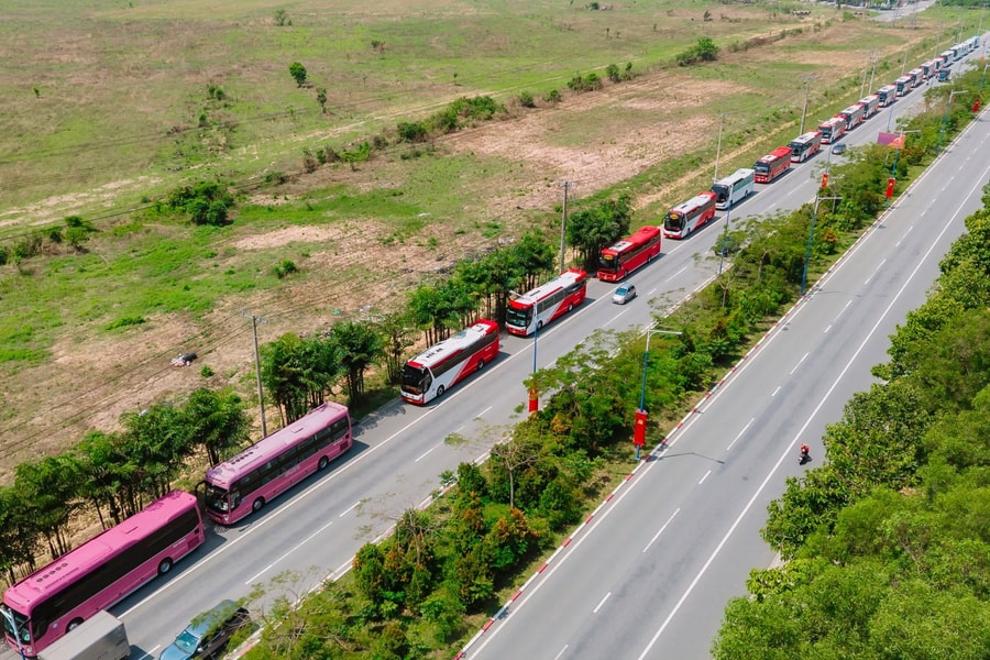 Thắng Cảnh Việt - giải pháp cho thuê xe theo tháng cho doanh nghiệp