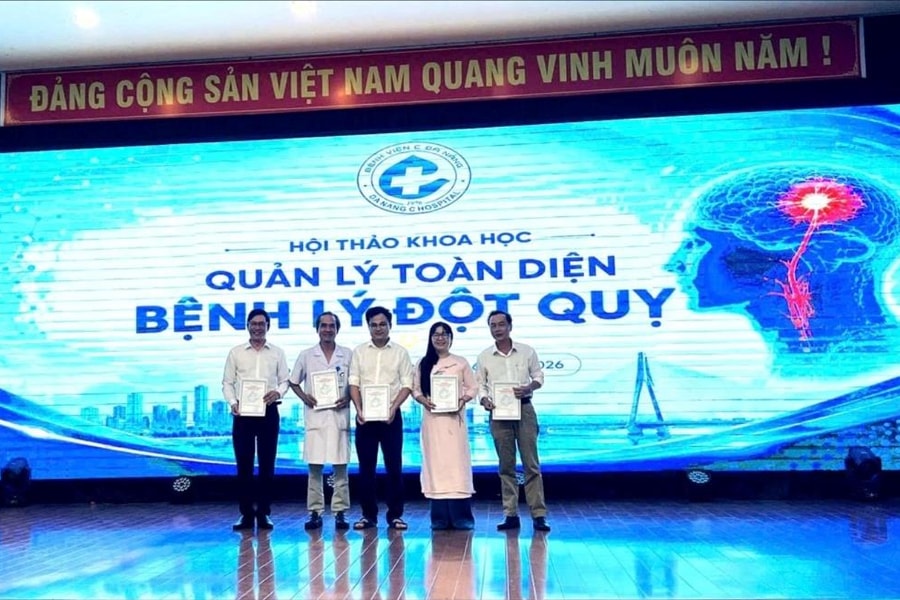 Trao đổi kinh nghiệm trong công tác quản lý toàn diện bệnh lý đột quỵ não