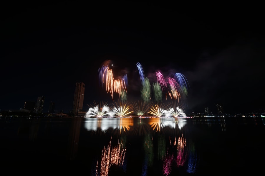 German newcomer wows audiences at DIFF 2026 with stunning fireworks show