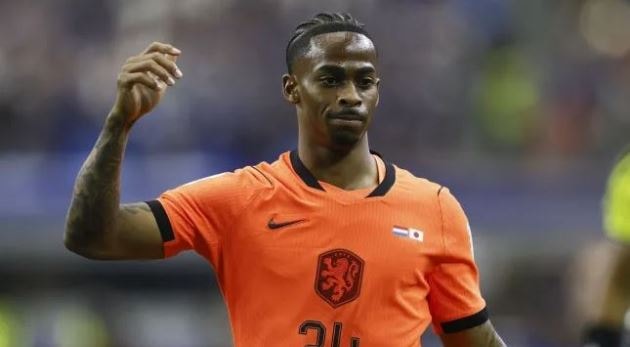 Arsenal gia nhập cuộc đua giành chữ ký Crysencio Summerville với Man Utd