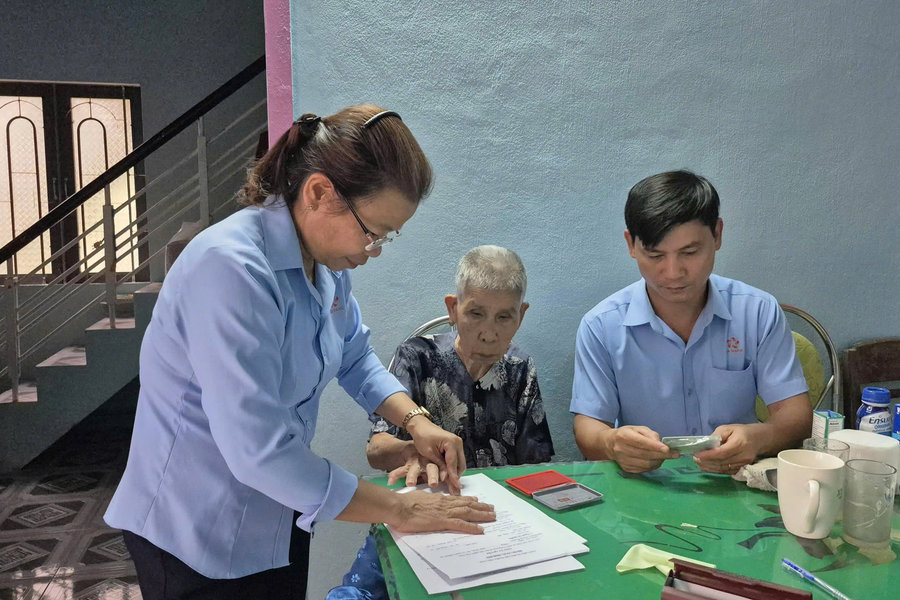 Mang dịch vụ công đến nhà dân