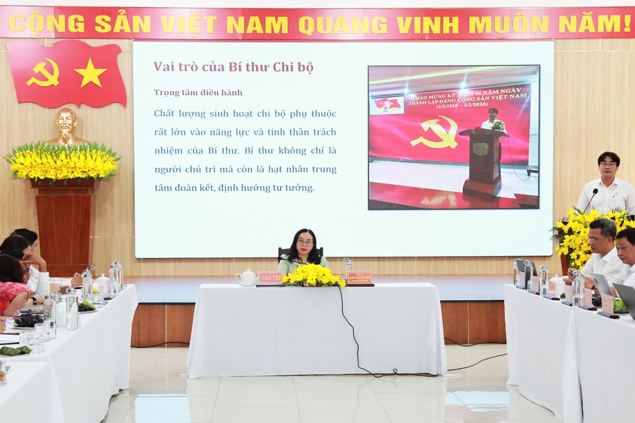 Phường Hòa Cường tìm giải pháp nâng cao chất lượng sinh hoạt chi bộ trong trường học