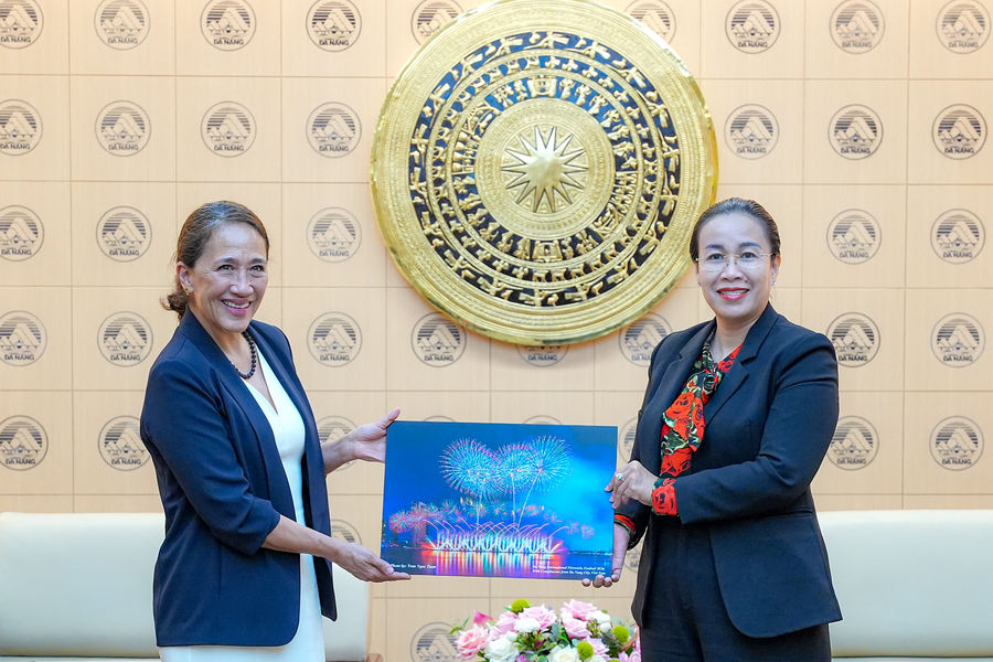 Đà Nẵng đề nghị Tổ chức Habitat for Humanity International tiếp tục hỗ trợ nhà ở thích ứng biến đổi khí hậu