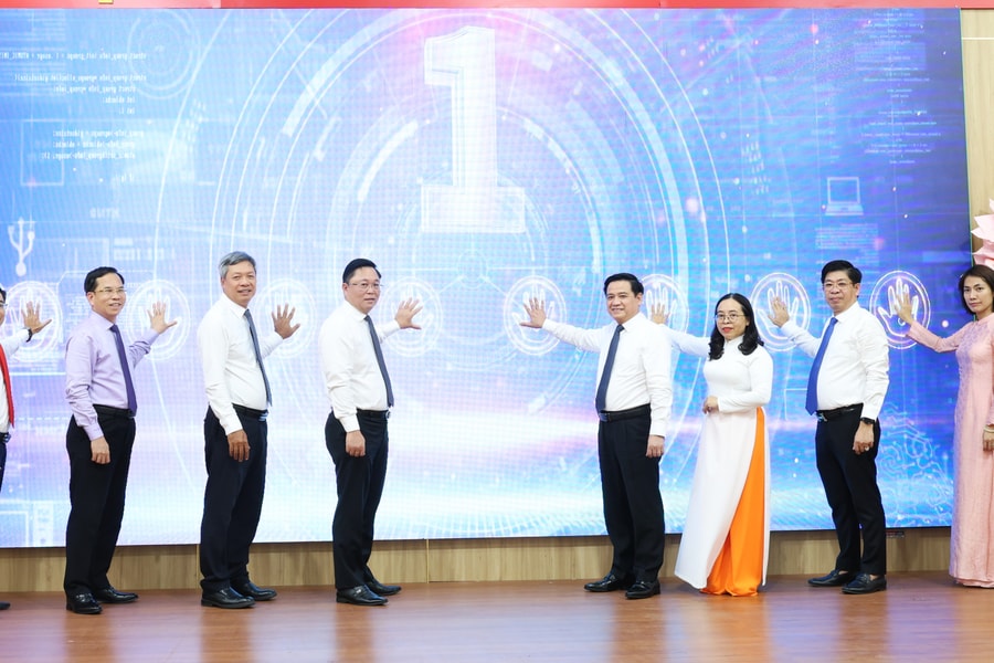 Phường Hòa Cường công bố vận hành hệ thống chính quyền số