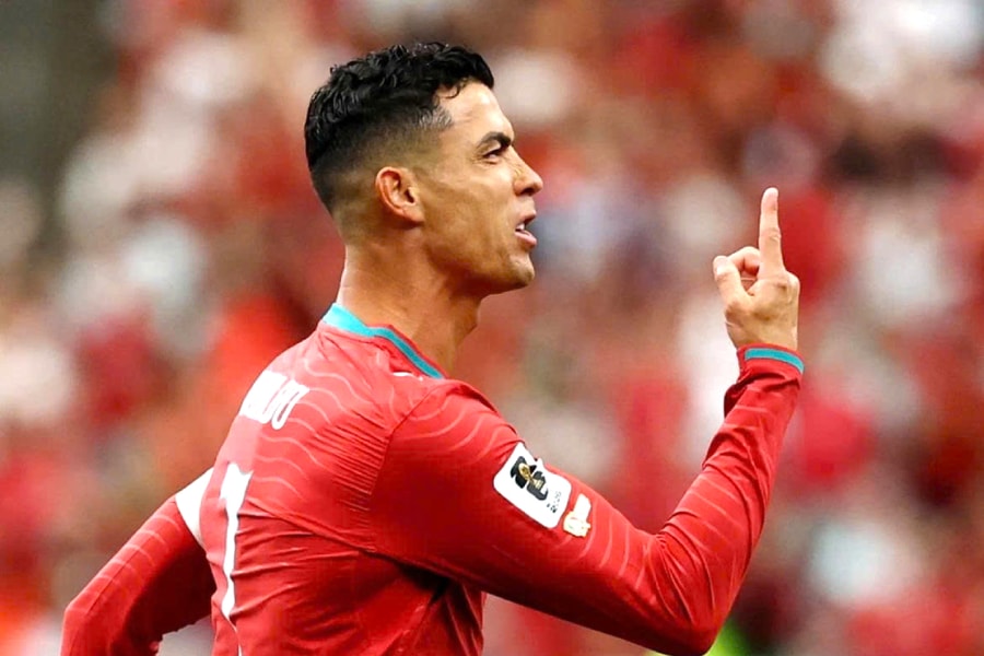 Cristiano Ronaldo tuổi 41: Khi tập thể Bồ Đào Nha tìm thấy công thức tối ưu cho một huyền thoại