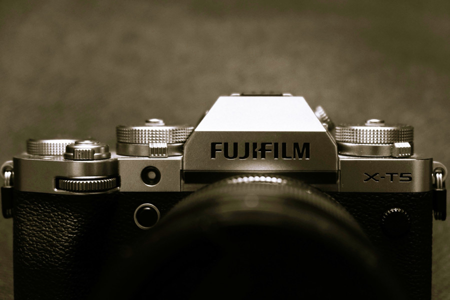 Fujifilm X-T6 lộ diện cấu hình: Nâng cấp pin dung lượng cao và hỗ trợ quay video 8K