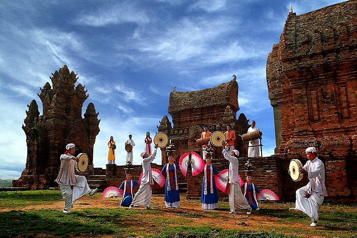 Cực và trung tâm trong quy hoạch không gian lãnh thổ