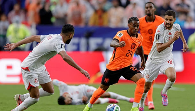 Hà Lan đè bẹp Tunisia 3-1: Đỉnh cao kiểm soát và kỷ lục lịch sử của Jan Paul van Hecke