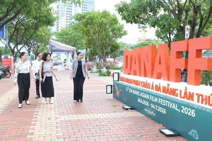 Free screenings of classic American films in Da Nang