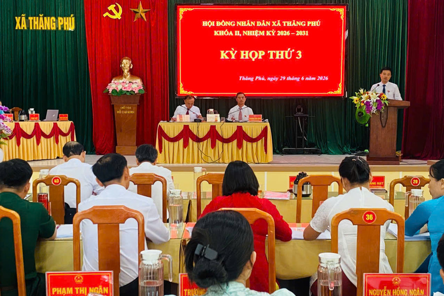 Kỳ họp thứ 3, HĐND xã Thăng Phú khóa 2 thông qua 6 nghị quyết